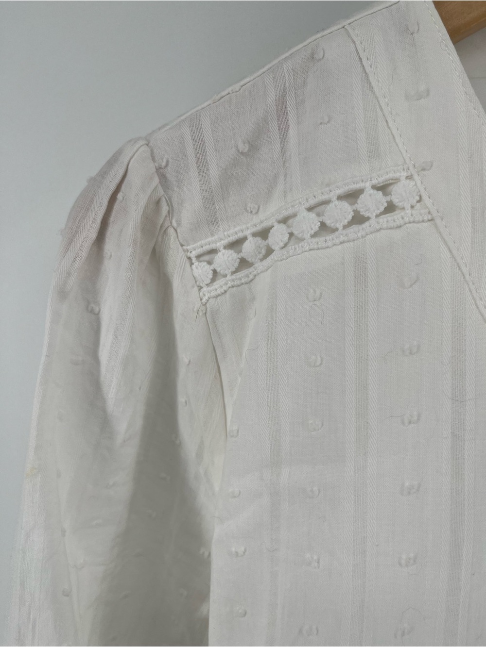 White Cotton Swiss Dot Maxi Dress Cottagecore Prairie Lace Tiered Boho M - Picture 9 of 9